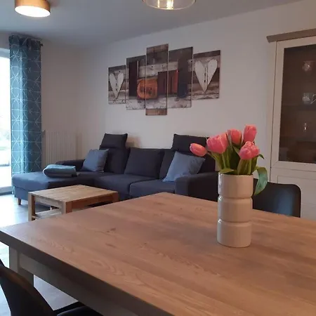 Coastal Hut No 6 Comfortable Vacation Apartment